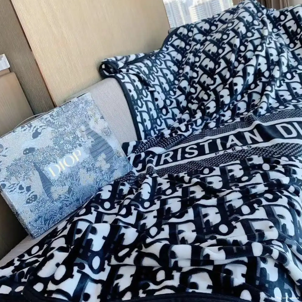 FLEECE THROW OBLIQUE BLANKET 0610